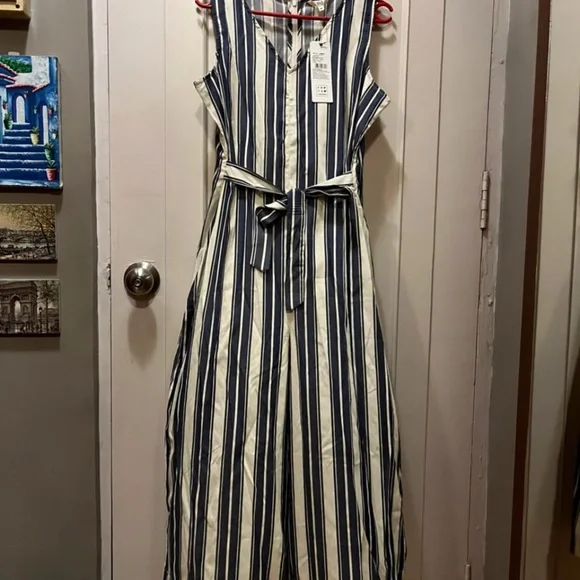 AND Jumpsuit - NEVER worn - with tags XL - Picture 3 of 3